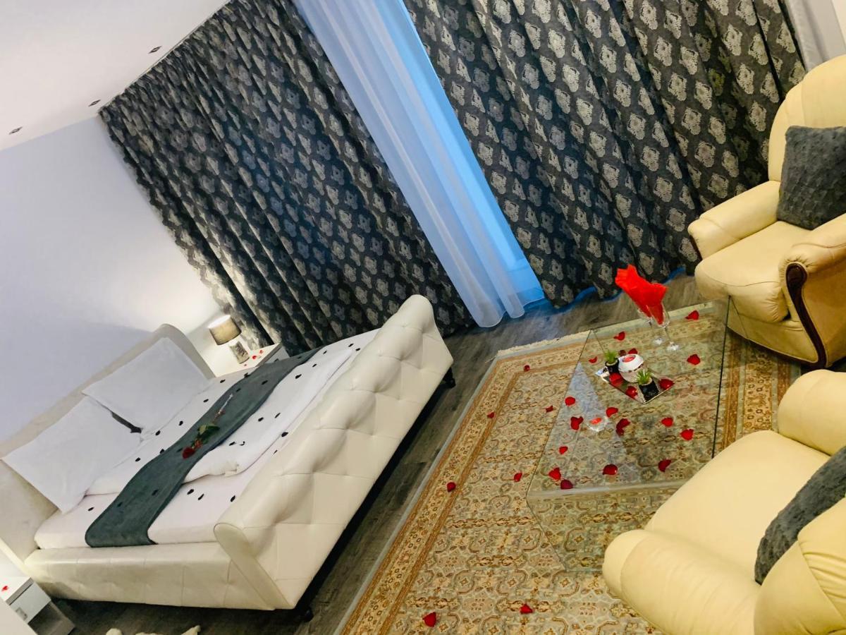 Seasons Apartments Брашов Екстер'єр фото