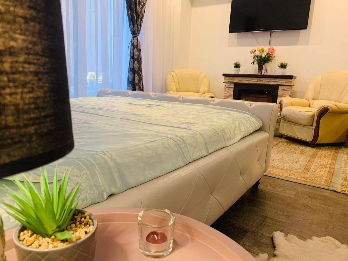 Seasons Apartments Брашов Екстер'єр фото